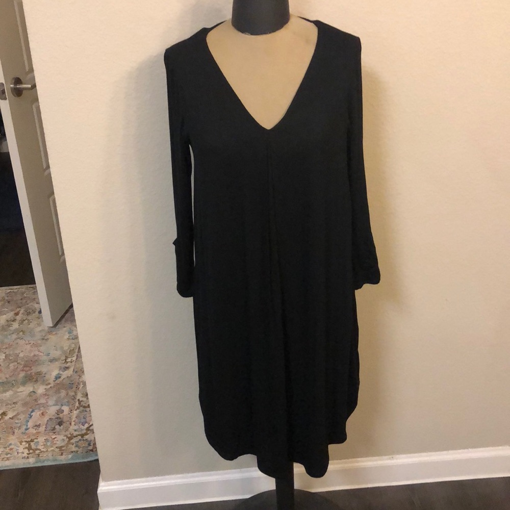 Black long sleeve dress